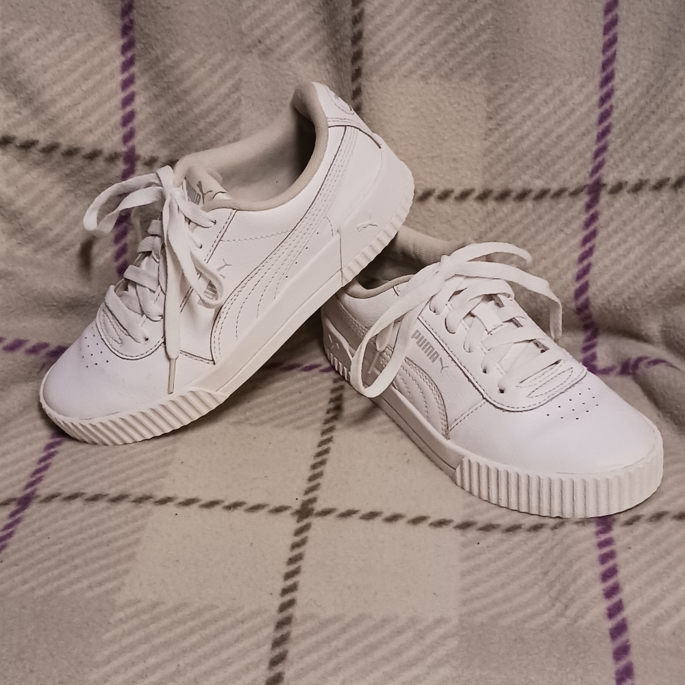 Girls Pumas